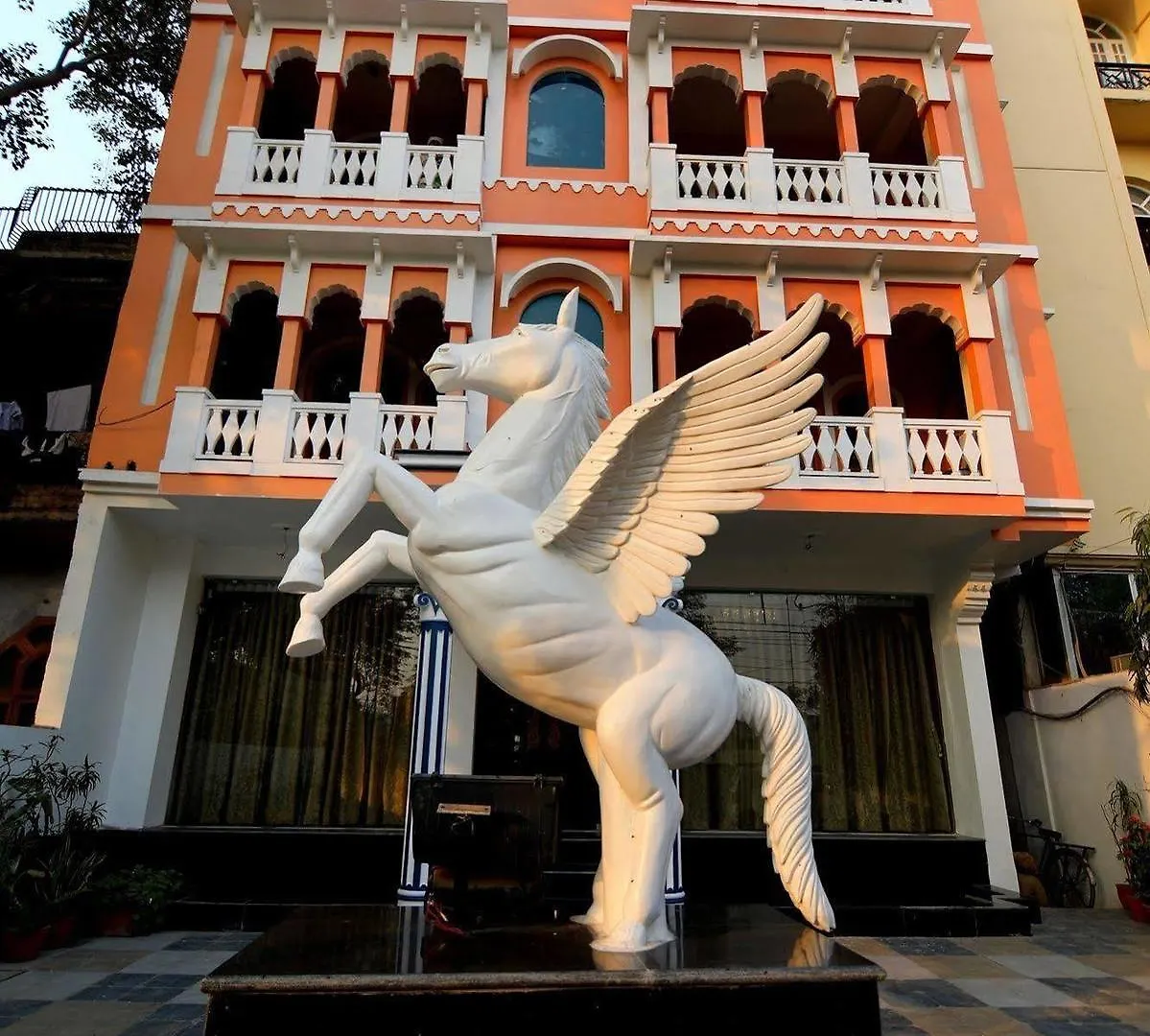 Hotel Fabhotel Prime Sarin Inn Heritage Varanasi